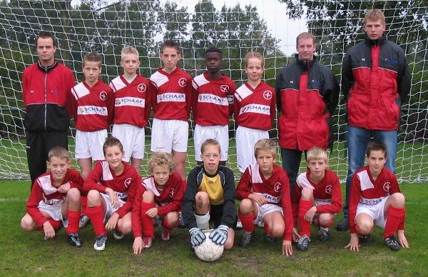 BAS D1 seizoen 2004/2005 (foto: Tineke Stuifzand)