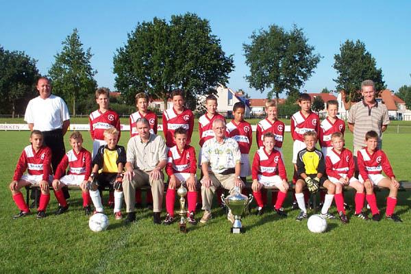 Schaap Holland sponsort BAS D1 (foto: Sieberen Sybesma, BAS Voetbal)